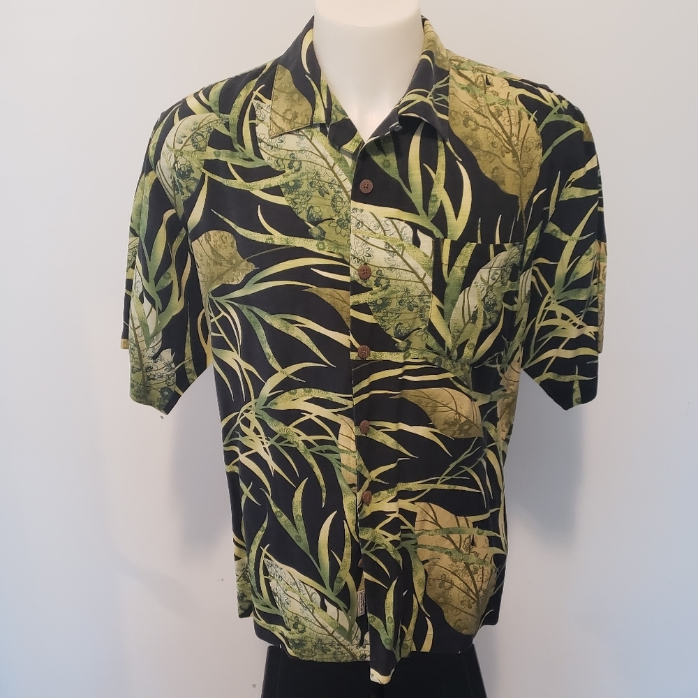 Three Palm Men's 100% Silk Hawaiian Cruising and Resort Button Down Shirt Size L